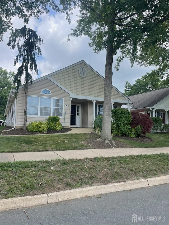 218 N Pondview Blvd, Monroe, NJ 08831 - view of front facade