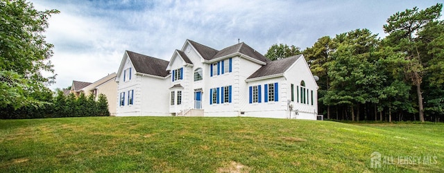 13 Carnegie St, Monroe, NJ 08831 - view of front of property with a front yard