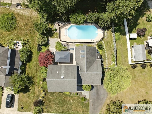 1072 Lake Placid Dr, Toms River, NJ 08753 - bird's eye view of a pool area