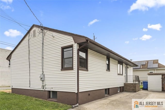 114 Holly St, Port Reading, NJ 07064 - view of side of home