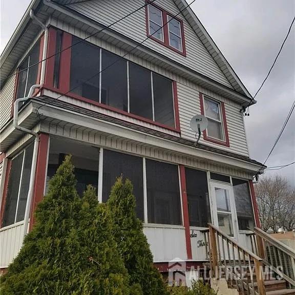 638 Bound Brook Rd, Dunellen, NJ 08812 - photo 1