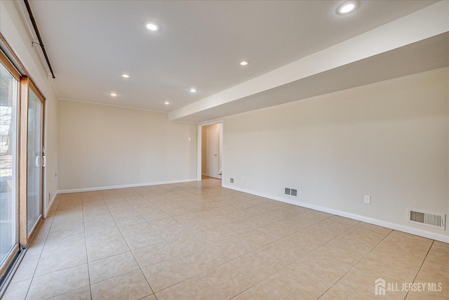 unfurnished room featuring visible vents and recessed lighting
