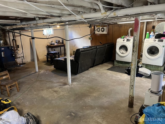 basement featuring washer and clothes dryer