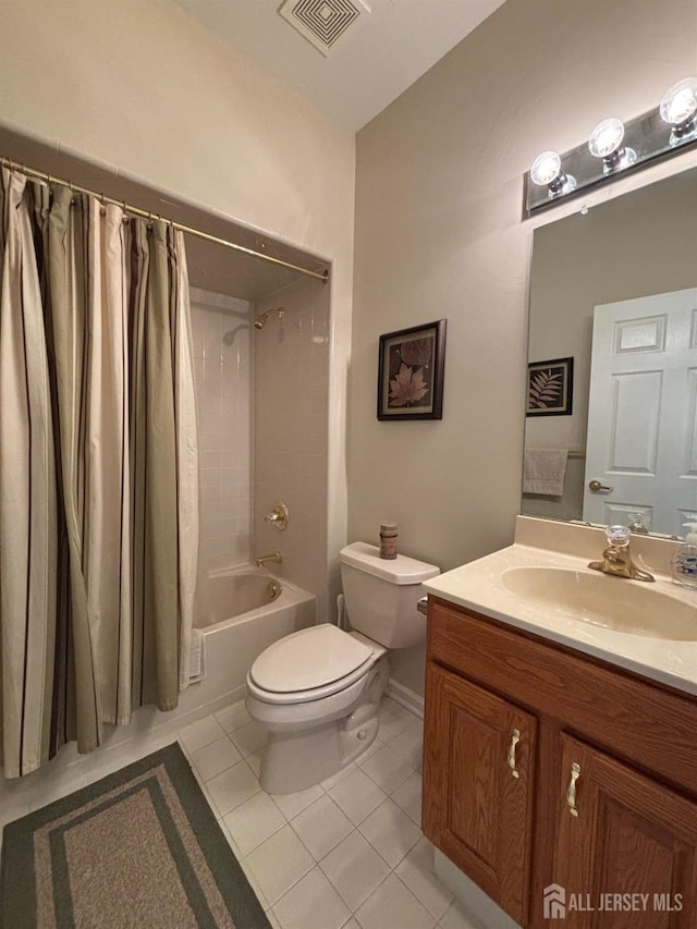 136 Chichester Rd, Monroe, NJ 08831 - full bathroom featuring tile patterned flooring, toilet, vanity, and shower / bath combo with shower curtain