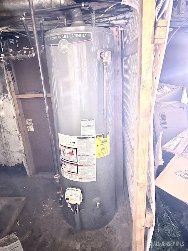 44 S Ward St, New Brunswick, NJ 08901 - utility room featuring gas water heater