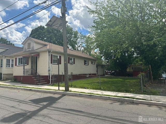 44 S Ward St, New Brunswick, NJ 08901 - view of front of house featuring roof with shingles