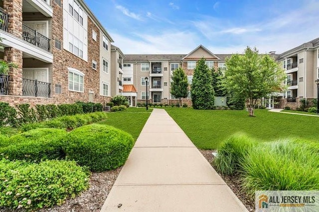 7203 Minuteman Ln, Franklin, NJ 08873 - view of community