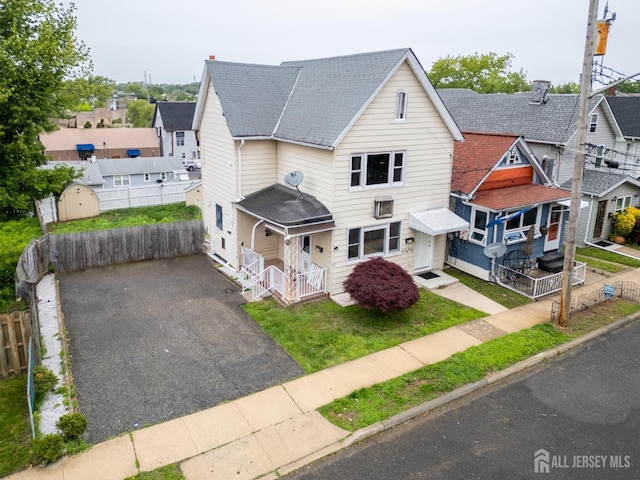 422 Catherine St, South Amboy, NJ 08879 - photo 1