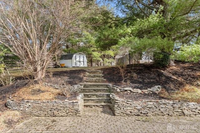 13 Eagle Nest Rd, Colts Neck, NJ 07722 - view of yard