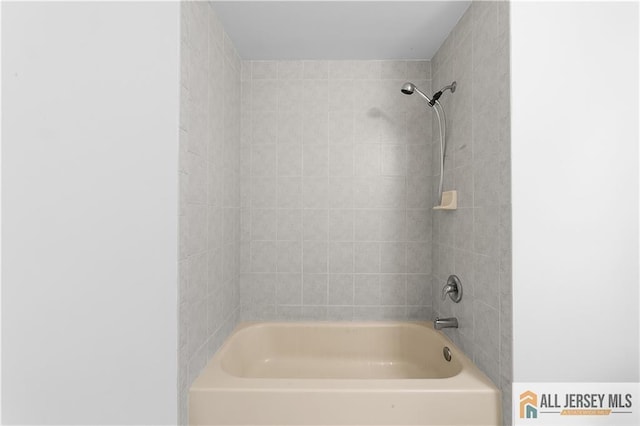 1177 Morning Glory Dr Unit 1177, Monroe, NJ 08831 - full bathroom featuring  shower combination
