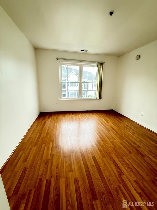 1337 Waterford Dr, Edison, NJ 08817 - photo 5