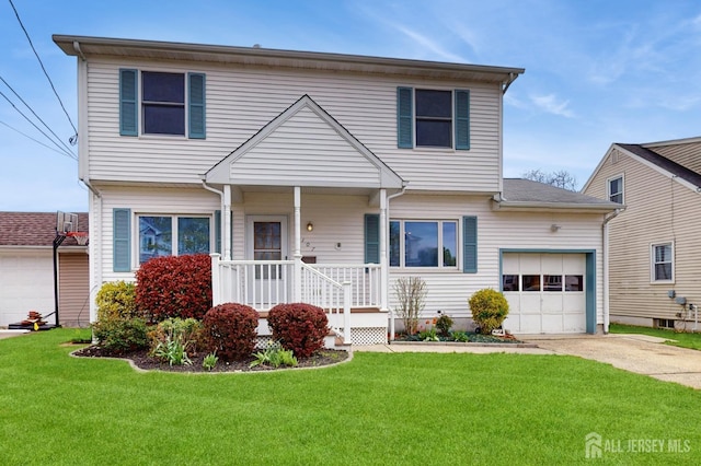 view of front of property featuring an attached garage, driveway, and a front yard