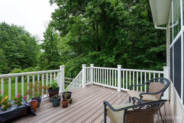 1 Elmcrest Ct E, Monroe, NJ 08831 - view of wooden deck