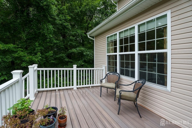 1 Elmcrest Ct E, Monroe, NJ 08831 - view of wooden deck