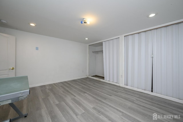 4 Ashwood Pl, North Brunswick, NJ 08902 - unfurnished bedroom with wood finished floors, recessed lighting, and baseboards