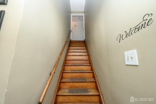 4 Ashwood Pl, North Brunswick, NJ 08902 - photo 34