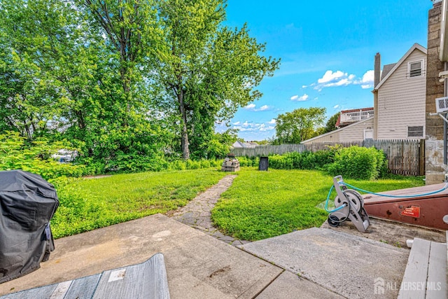 426 Catherine St, South Amboy, NJ 08879 - view of yard featuring a patio area