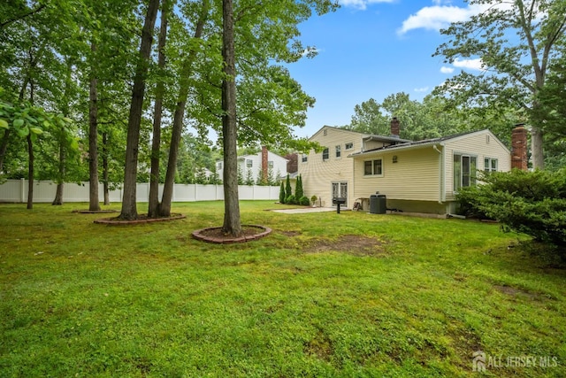 14 Bosko Dr, East Brunswick, NJ 08816 - view of yard