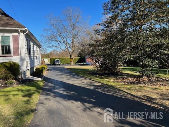 79 Davidson Mill Rd, South Brunswick, NJ 08902 - view of asphalt road