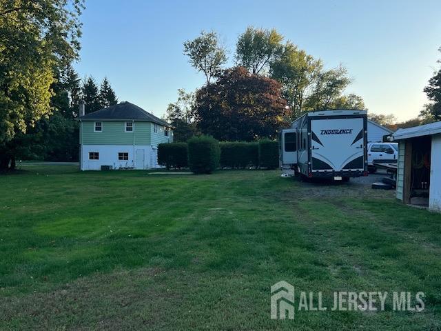 79 Davidson Mill Rd, South Brunswick, NJ 08902 - view of green lawn