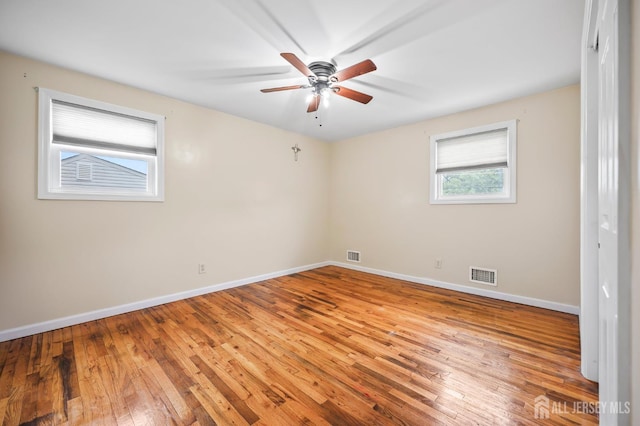768 May Ave, Perth Amboy, NJ 08861 - photo 13