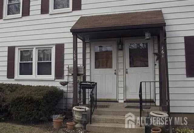 163 Rose St, Metuchen, NJ 08840 - property entrance
