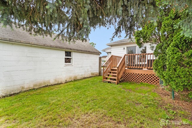 2903 Grasselli Ave, Linden, NJ 07036 - view of green lawn with a deck