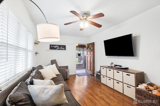 2903 Grasselli Ave, Linden, NJ 07036 - living area featuring wood finished floors and ceiling fan