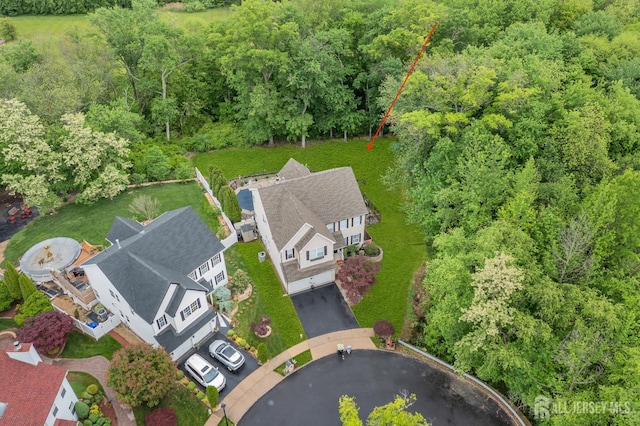 bird's eye view of a heavily wooded area