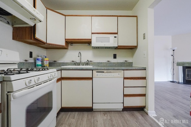 809 Woodhaven Dr, Edison, NJ 08817 - photo 9