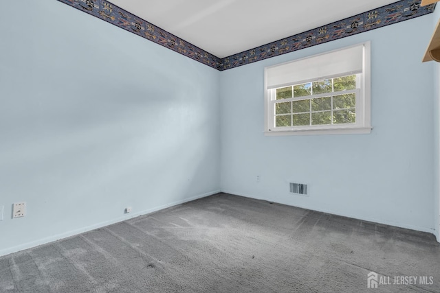 22 Colonial Dr, Matawan, NJ 07747 - photo 16