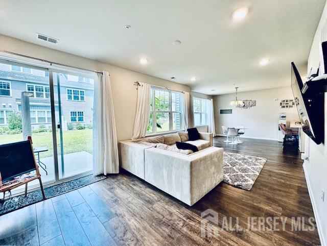 803 Greenland Sq, Highland Park, NJ 08904 - photo 4