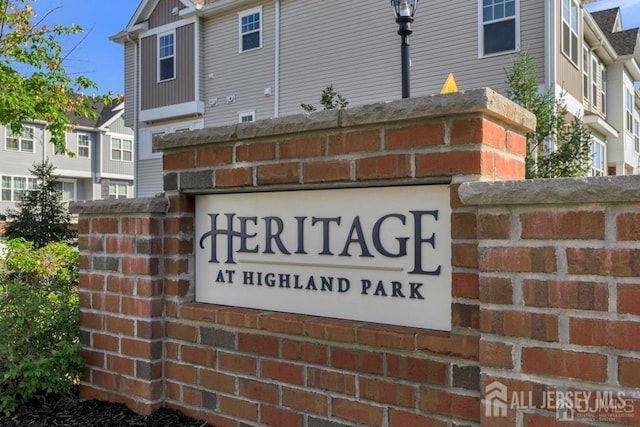 803 Greenland Sq, Highland Park, NJ 08904 - photo 1
