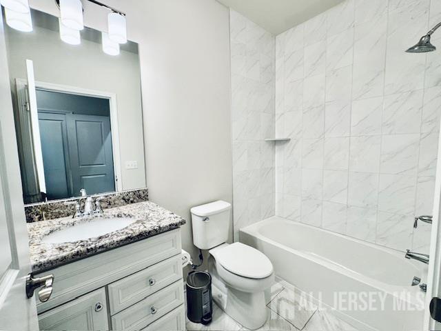 803 Greenland Sq, Highland Park, NJ 08904 - photo 19