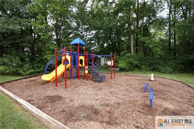 23 Sassafras Ln, South Brunswick, NJ 08852 - photo 19