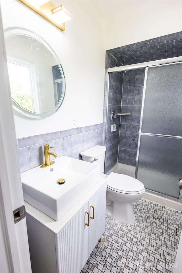 20 Wick Dr, Fords, NJ 08863 - full bath featuring vanity, a stall shower, tile walls, and wainscoting