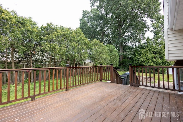 20 Wick Dr, Fords, NJ 08863 - wooden terrace with a fenced backyard