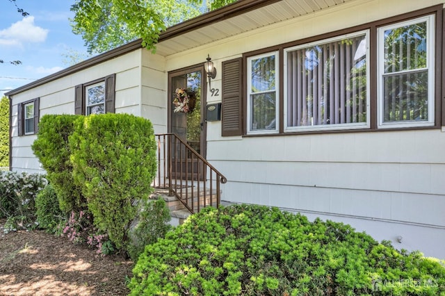 92 Maplewood Ave, Edison, NJ 08837 - view of front of house