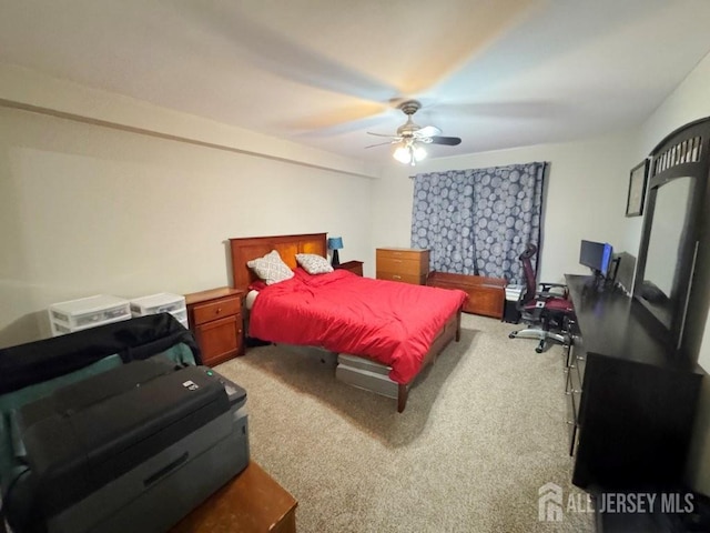 92 Beverly Hill Ter Unit D, Woodbridge Proper, NJ 07095 - bedroom with light carpet and a ceiling fan