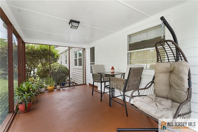 235 Brook Ave, North Plainfield, NJ 07060 - sunroom with outdoor dining space