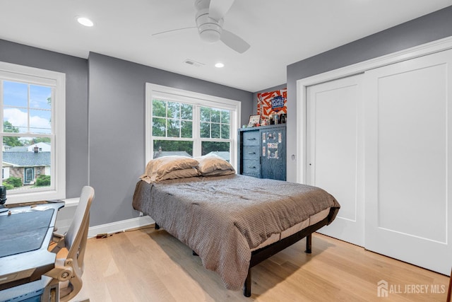 40 Cambridge Rd, Edison, NJ 08817 - bedroom with light wood-type flooring, ceiling fan, recessed lighting, a closet, and an office area