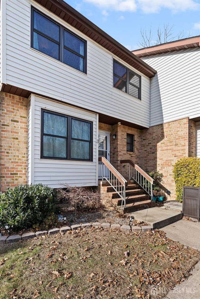 3 Wood Acres Dr, North Brunswick, NJ 08902 - townhome / multi-family property with brick siding