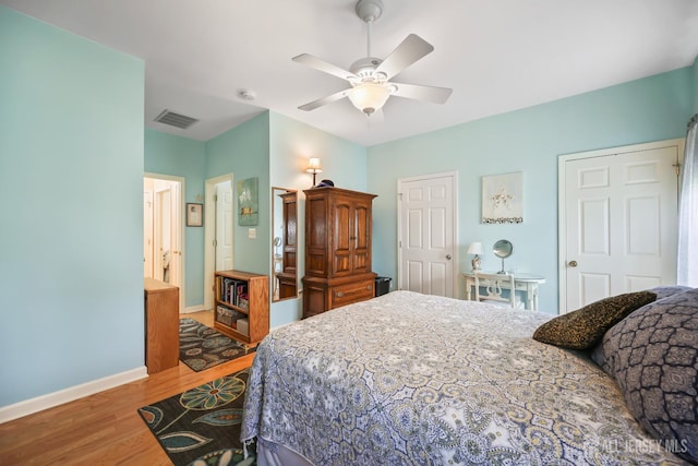 4 Holly Manor Ct, Helmetta, NJ 08828 - bedroom with wood finished floors and a ceiling fan