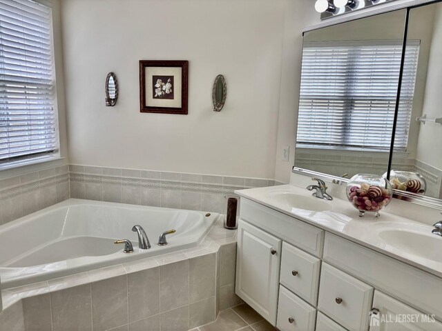 165 Einstein Way E, Windsor, NJ 08512 - bathroom featuring a sink, double vanity, and a bath
