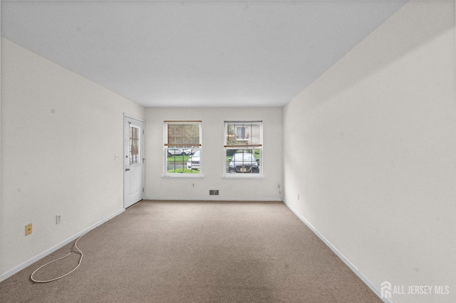 31 Hanover Sq, Middlesex, NJ 08846 - unfurnished room featuring carpet and baseboards