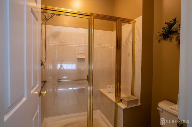 263 Valencia Dr, Monroe, NJ 08831 - bathroom with a stall shower