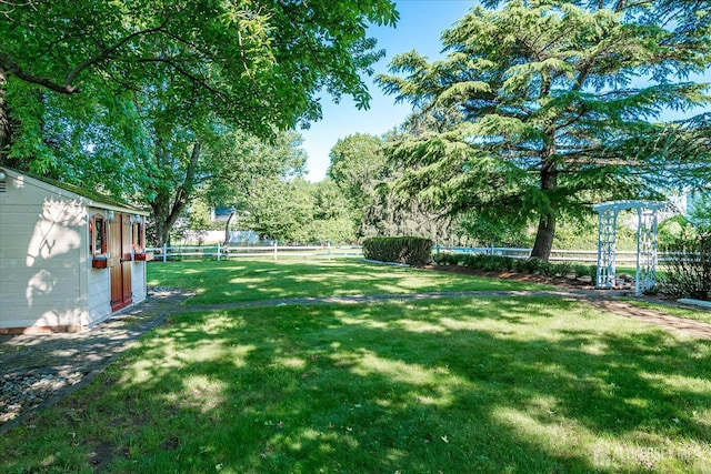 64 Annette Dr, Edison, NJ 08820 - view of yard featuring a storage shed
