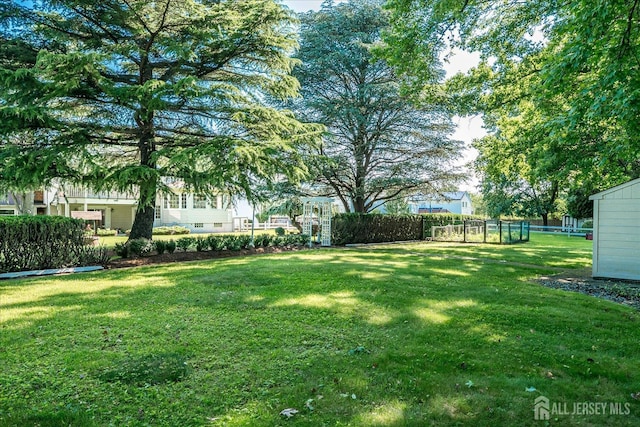 64 Annette Dr, Edison, NJ 08820 - view of yard