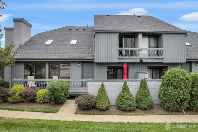 84 Linda Ln, Edison, NJ 08820 - photo 1