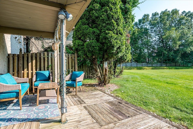19 Carriage Pl, Edison, NJ 08820 - deck with a fenced backyard